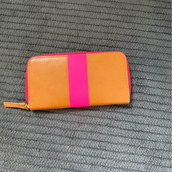 Clare V Wallet - Picture 1 of 3